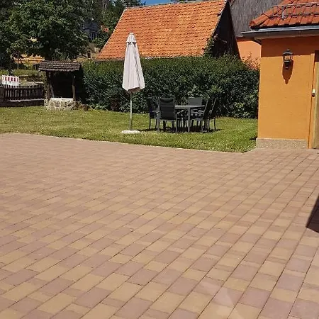 Janos-ferienwohnung-2 * Friedrichsbrunn